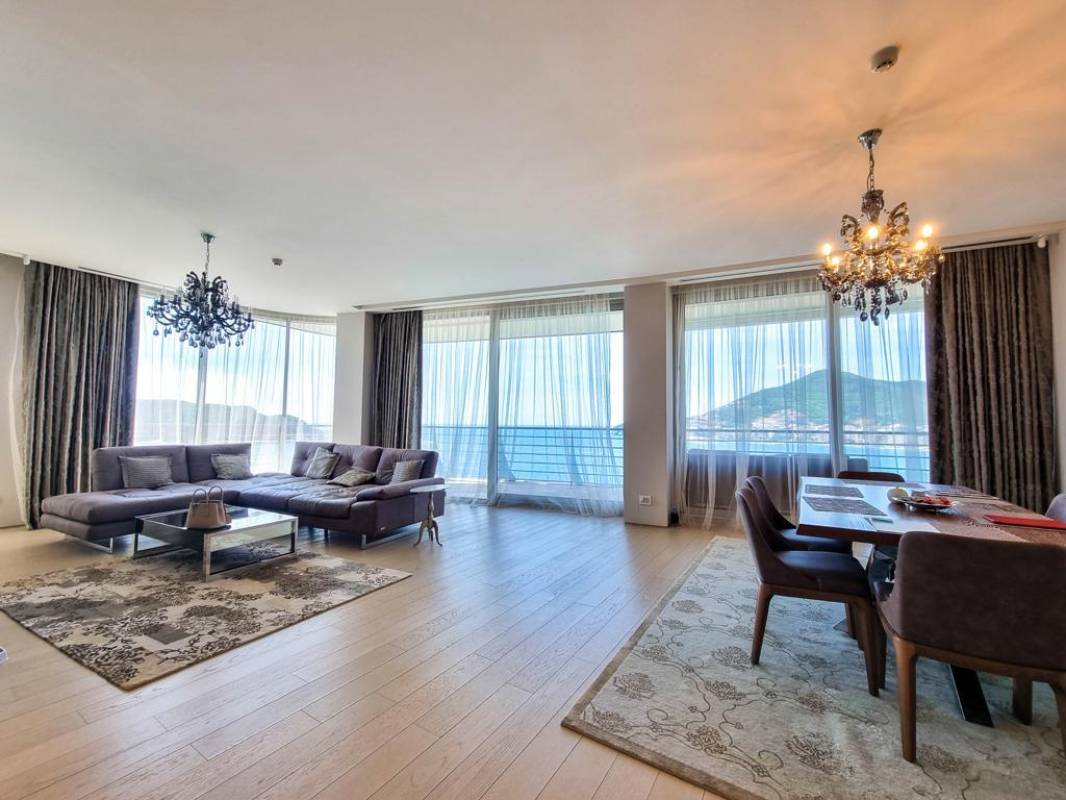 Budva, Dukley Gardens, dvosoban stan 177m2 